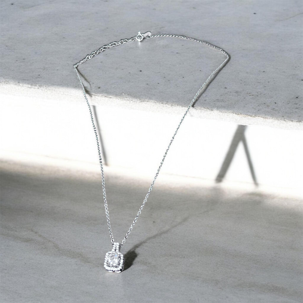 Sterling Silver Necklace with stunning Platinum Moissanite